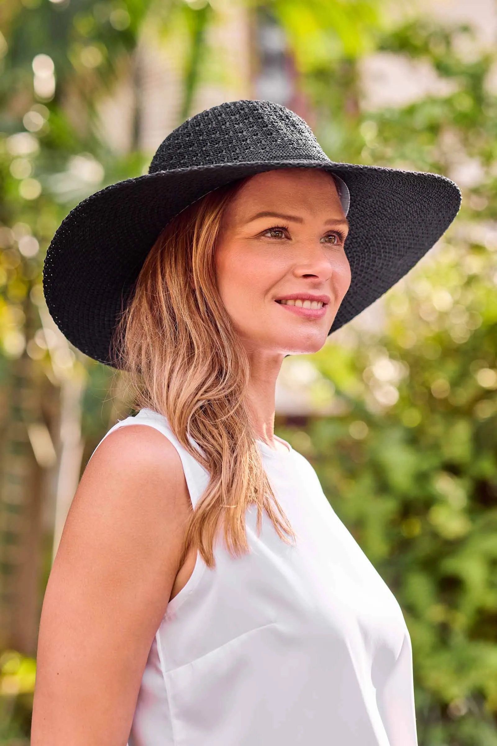 Perla Packable Wide Brim Hat | Black